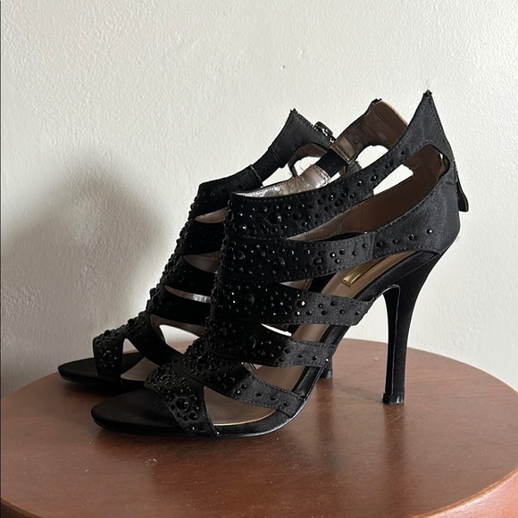 Sophisticated Black Stiletto Heels with Strappy Design - Picture 1 of 16